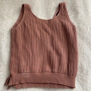 Knitted low back tank top with tie details